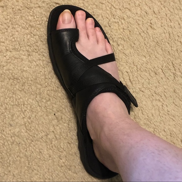 NWOT | Tusbo Black Sandals | Size 9 & 10 - Picture 4 of 10
